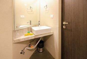 Hotel Kalpana Elite Mumbai Exterior photo